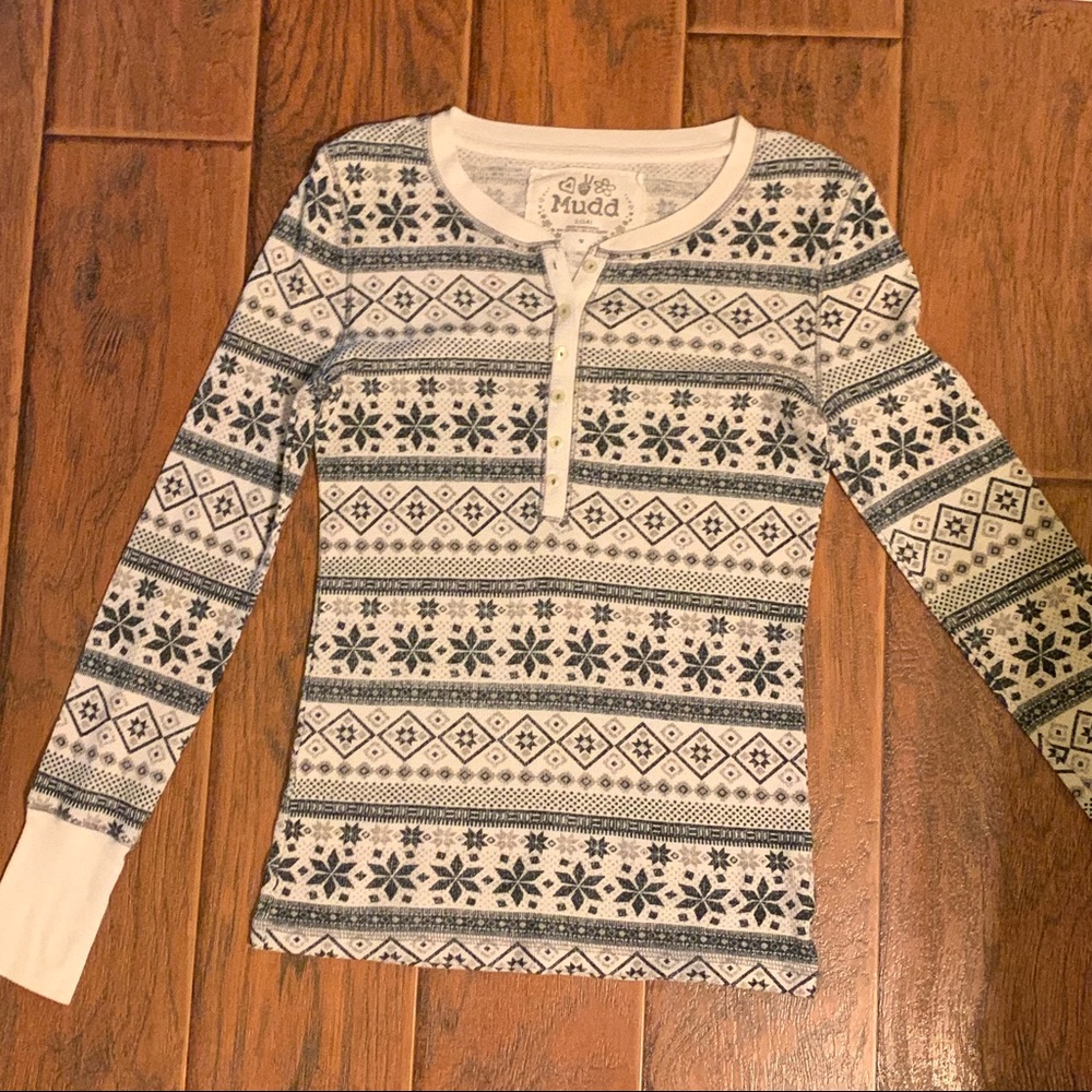 MUDD Patterned Long Sleeve